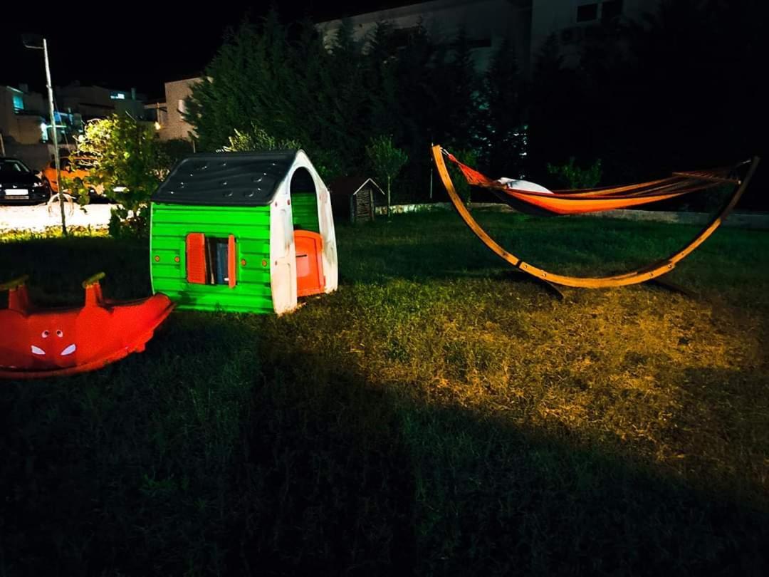Hotel Natali Dhermi Bagian luar foto
