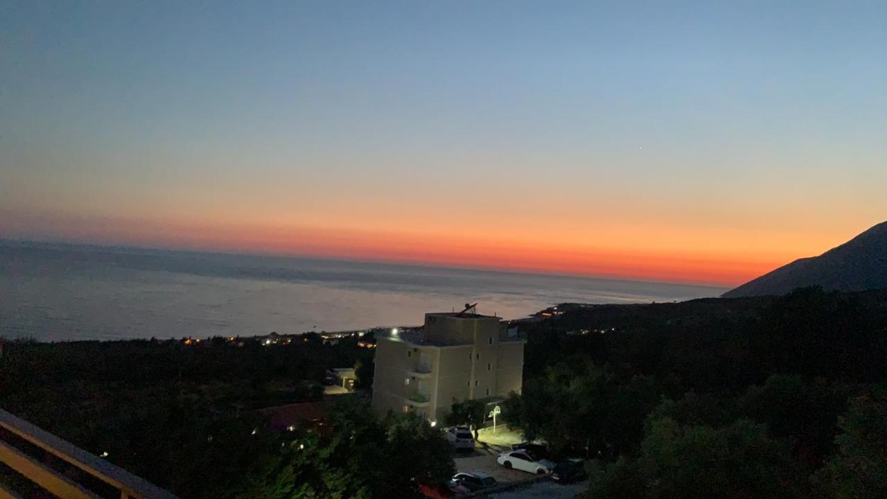 Hotel Natali Dhermi Bagian luar foto