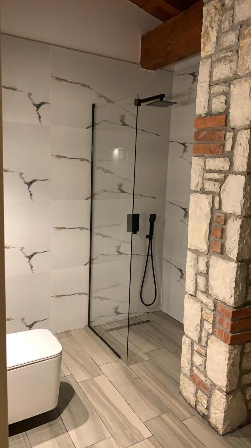 Hotel Natali Dhermi Bagian luar foto
