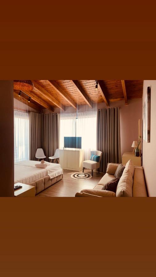 Hotel Natali Dhermi Bagian luar foto