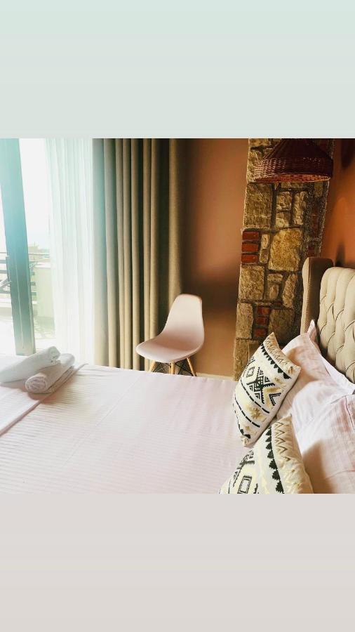 Hotel Natali Dhermi Bagian luar foto